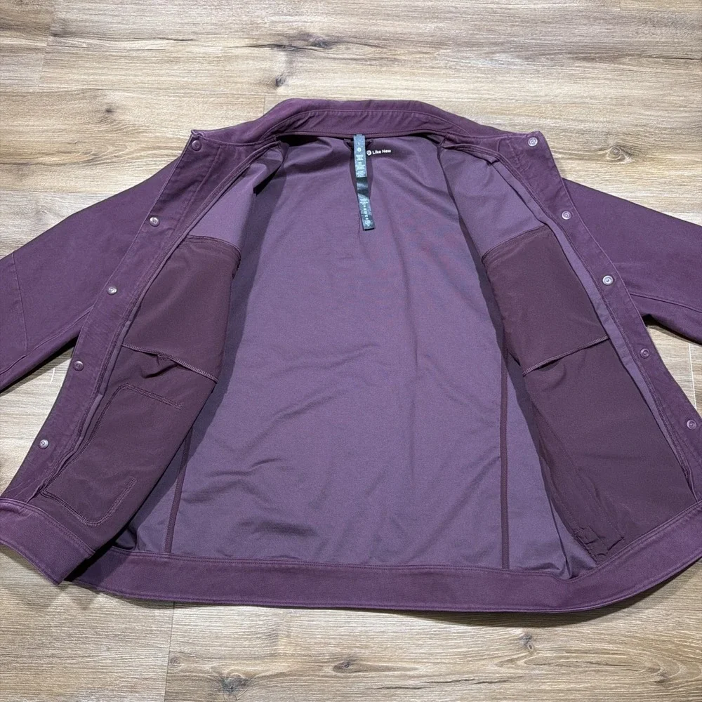 Lululemon Men's LARGE City‎ Excursion Snap Jacket LM3CZGS Plum Cassis Burgundy L